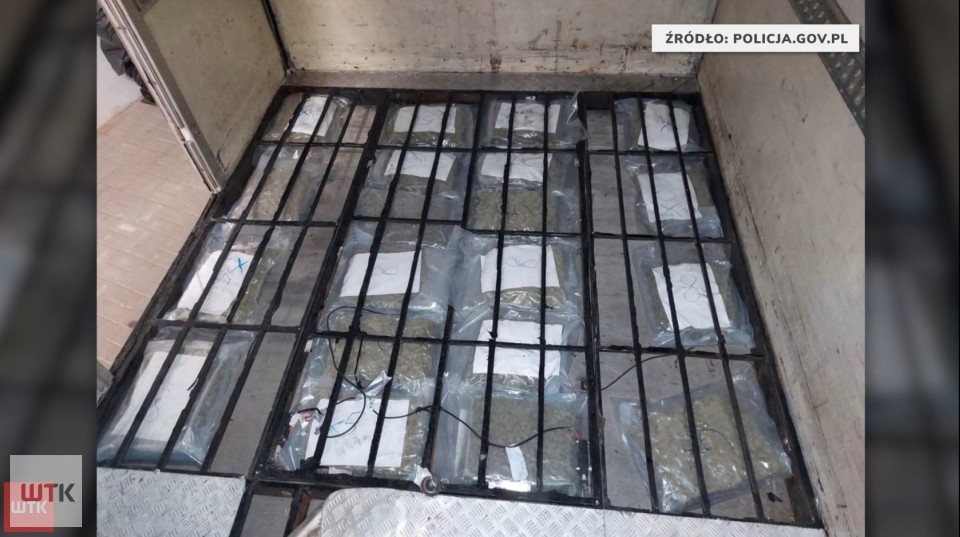 Gdyby nie wpadli, zarobiliby miliony. Kilkadziesiąt kilogramów narkotyków w rękach policji