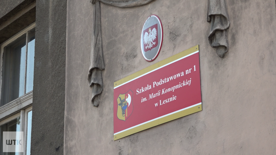 Spór o szkołę. Władze miasta chcą jej likwidacji, inni stają w jej obronie. Także kurator oświaty