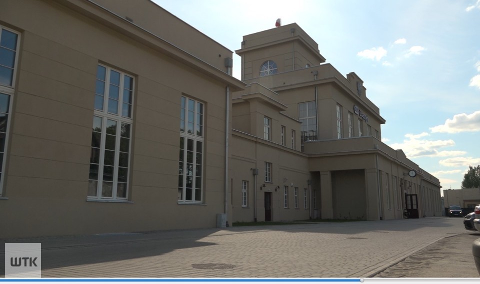 Zabytkowy dworzec ożył. Mieszkańcy Zbąszynia się cieszą