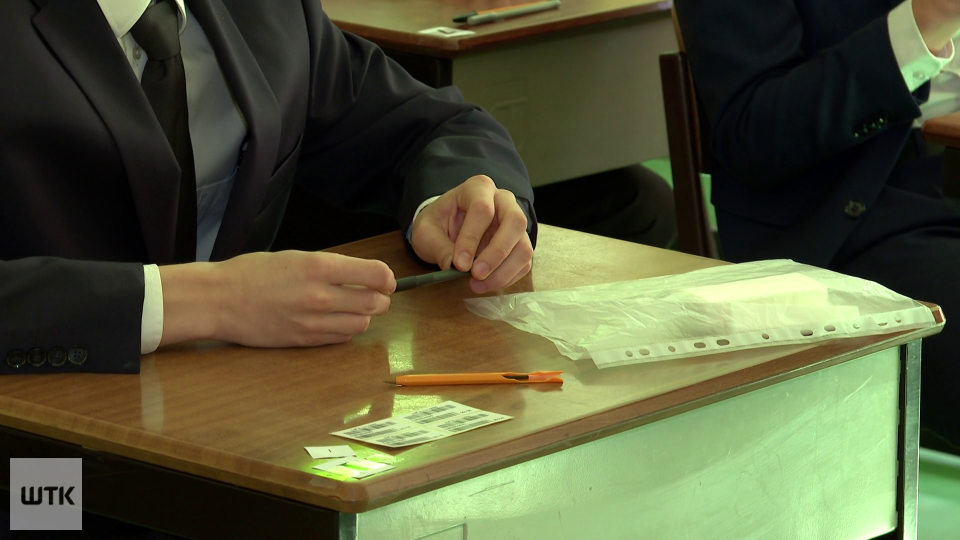 Egzamin ósmoklasisty. Uczniowie mierzyli się dziś z językiem polskim. I wielu nie kryło zaskoczenia