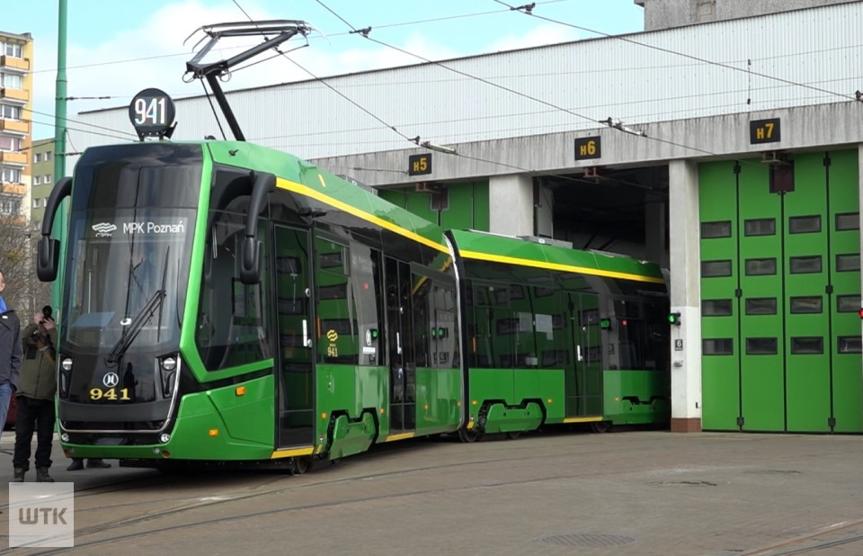 Nowoczesne i wadliwe. Tramwaje do naprawy